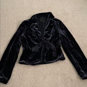 Chic Midnight Blue Velvet Jacket
